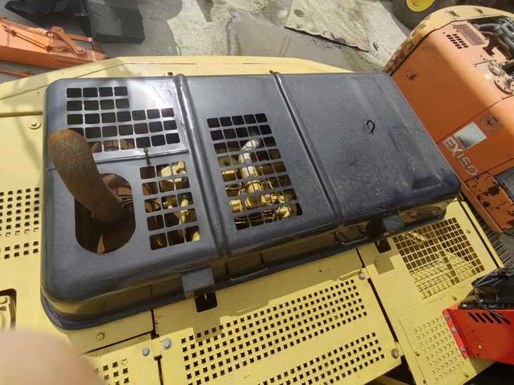 Used Machine CAT Crawler Excavator CAT325BL Used Crawler Excavator 325C 325CL Crawler Excavator for Sale - Escavadora de rastos: foto 5 Used Machine CAT Crawler Excavator CAT325BL Used Crawler Excavator 325C 325CL Crawler Excavator for Sale - Escavadora de rastos: foto 5