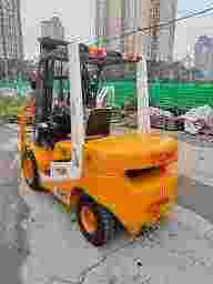 Used Original TCM 3tons Forklift for Sale tcm 3 6 7 5tons Forklift Building\Agriculture\Construction - Empilhadeira: foto 2 Used Original TCM 3tons Forklift for Sale tcm 3 6 7 5tons Forklift Building\Agriculture\Construction - Empilhadeira: foto 2