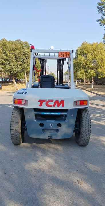 Used TCM 100 Forklift 10 Ton | Low Hours | Well-Maintained | Affordable Material Handling Machinery - Empilhadeira: foto 2 Used TCM 100 Forklift 10 Ton | Low Hours | Well-Maintained | Affordable Material Handling Machinery - Empilhadeira: foto 2