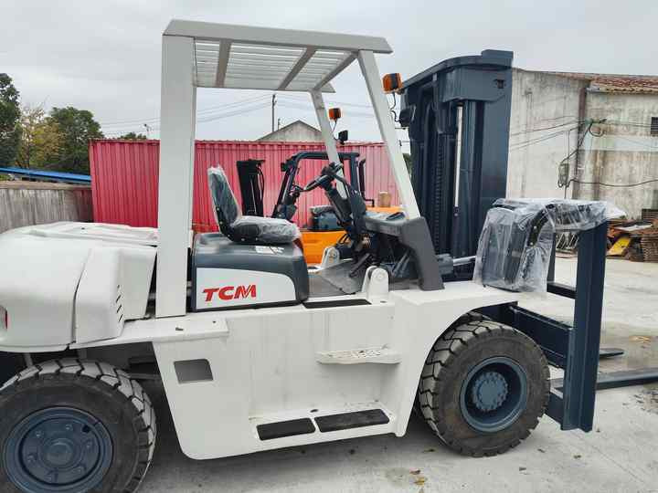Used TCM70 Forklift Japan TCM 7 Tonne Used Forklift in Good Condition Cheap Price TCM70 Forklift for Sale - Empilhadeira a diesel: foto 5 Used TCM70 Forklift Japan TCM 7 Tonne Used Forklift in Good Condition Cheap Price TCM70 Forklift for Sale - Empilhadeira a diesel: foto 5
