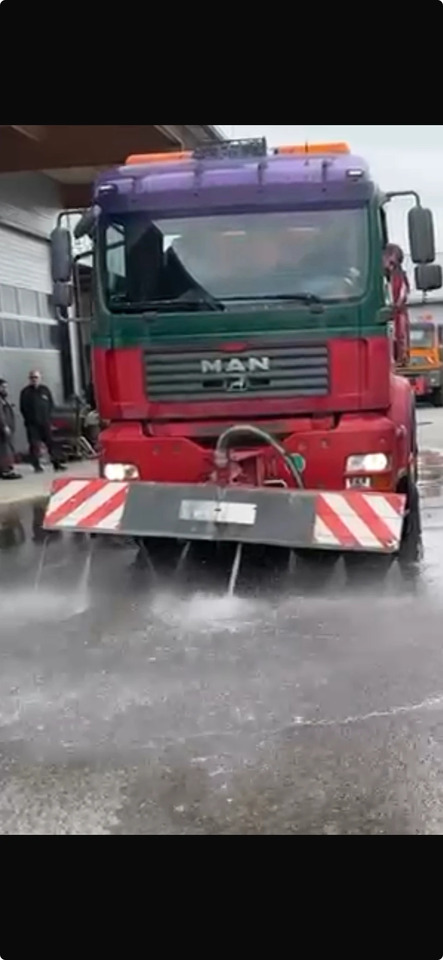 Man Tga За миене на Улици, Нов внос , - Caminhão tanque: foto 2 Man Tga За миене на Улици, Нов внос , - Caminhão tanque: foto 2