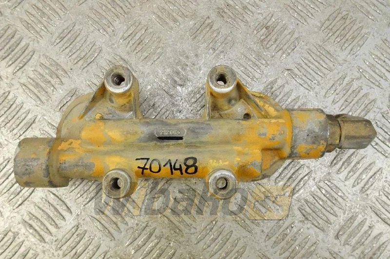 Cummins 212013 - Filtro de combustível por Máquina de construção: foto 1 Cummins 212013 - Filtro de combustível por Máquina de construção: foto 1