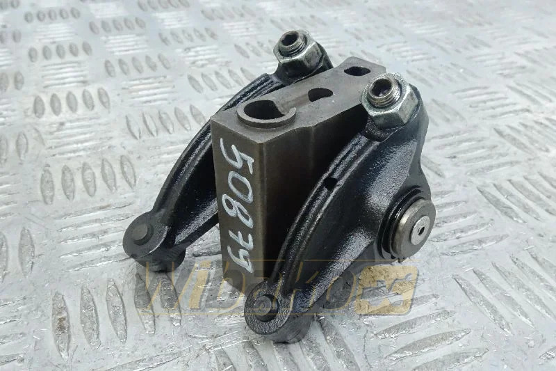 Cummins 3934920 - Cabeça do motor por Máquina de construção: foto 1 Cummins 3934920 - Cabeça do motor por Máquina de construção: foto 1