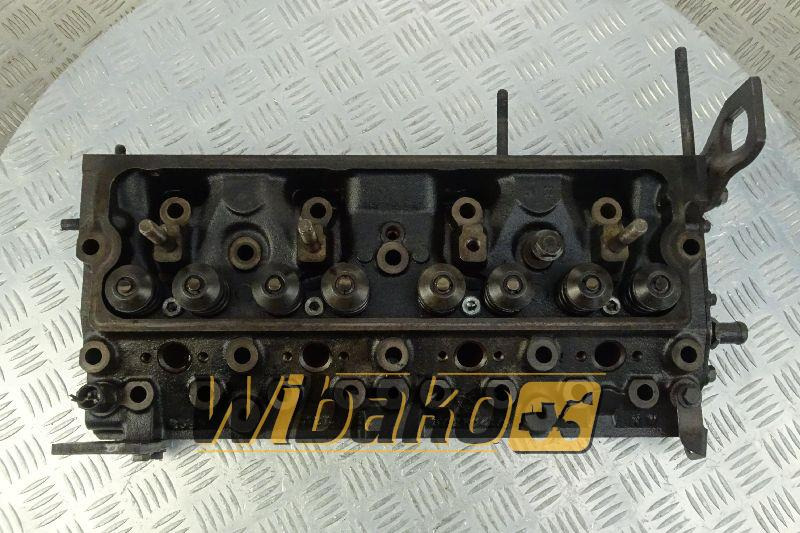 Cylinder head for engine Perkins 1004 3712H04A/8 - Cabeça do motor por Máquina de construção: foto 1 Cylinder head for engine Perkins 1004 3712H04A/8 - Cabeça do motor por Máquina de construção: foto 1