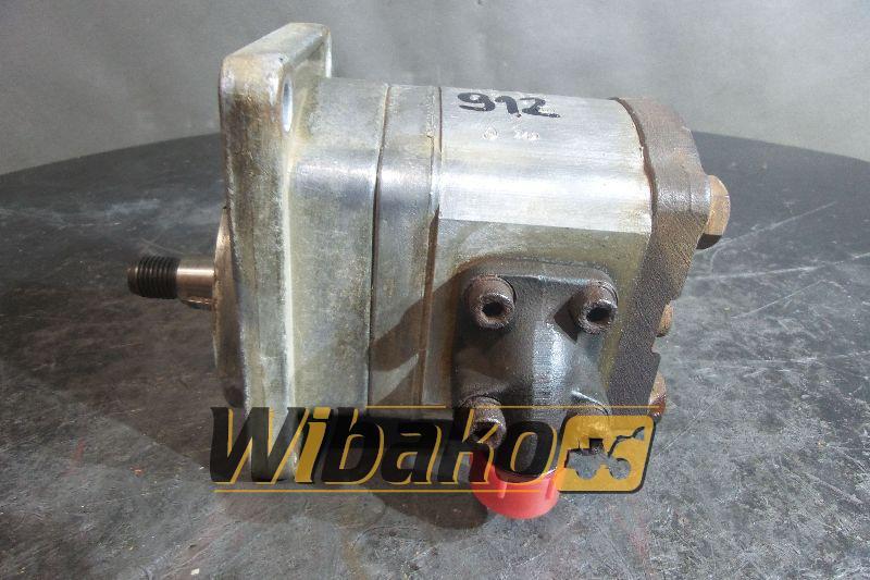 Hydraulic motor Bosch 0511445001/1517221062 - Motor hidráulico por Máquina de construção: foto 1 Hydraulic motor Bosch 0511445001/1517221062 - Motor hidráulico por Máquina de construção: foto 1