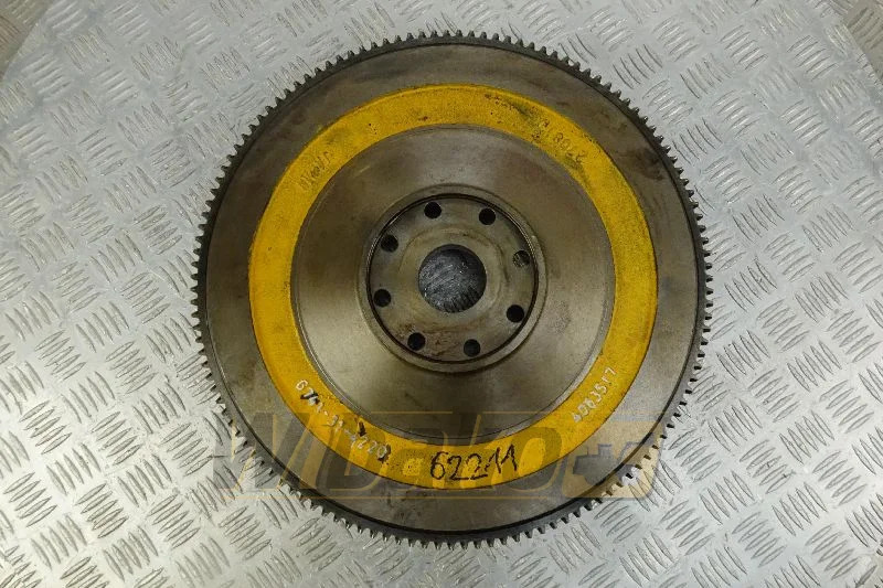 Komatsu 6741-31-4220 - Volante do motor por Máquina de construção: foto 1 Komatsu 6741-31-4220 - Volante do motor por Máquina de construção: foto 1