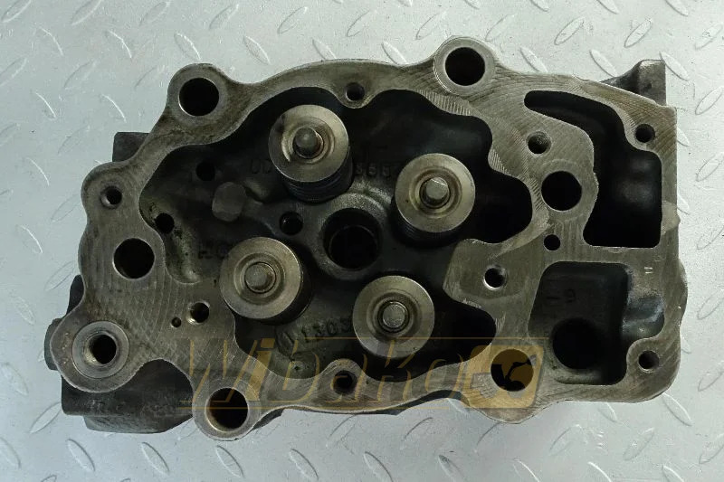 Liebherr 10120384 - Cabeça do motor por Máquina de construção: foto 1 Liebherr 10120384 - Cabeça do motor por Máquina de construção: foto 1