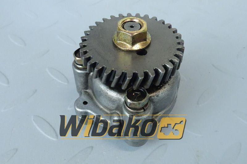 Oil pump for engine Kubota D722 16851-35010 - Bomba de óleo por Máquina de construção: foto 1 Oil pump for engine Kubota D722 16851-35010 - Bomba de óleo por Máquina de construção: foto 1