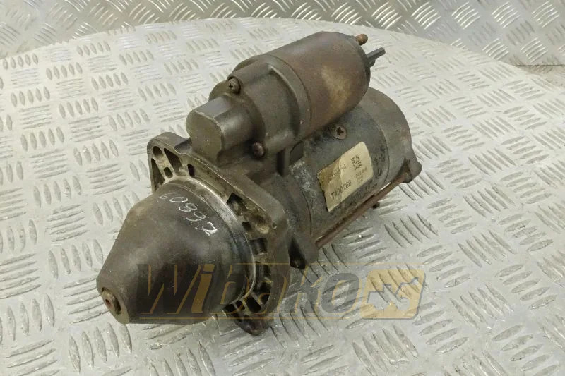 Perkins T400268 - Motor de arranque por Máquina de construção: foto 1 Perkins T400268 - Motor de arranque por Máquina de construção: foto 1