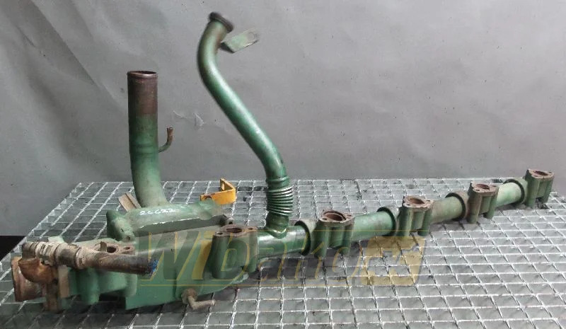 Volvo TD164KAE 980429 - Coletor de admissão por Máquina de construção: foto 1 Volvo TD164KAE 980429 - Coletor de admissão por Máquina de construção: foto 1