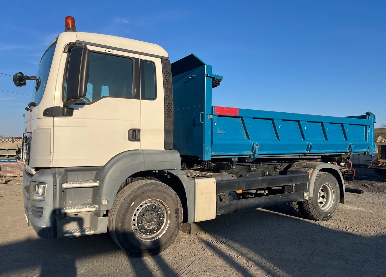 MAN TGS - Camião basculante: foto 2 MAN TGS - Camião basculante: foto 2