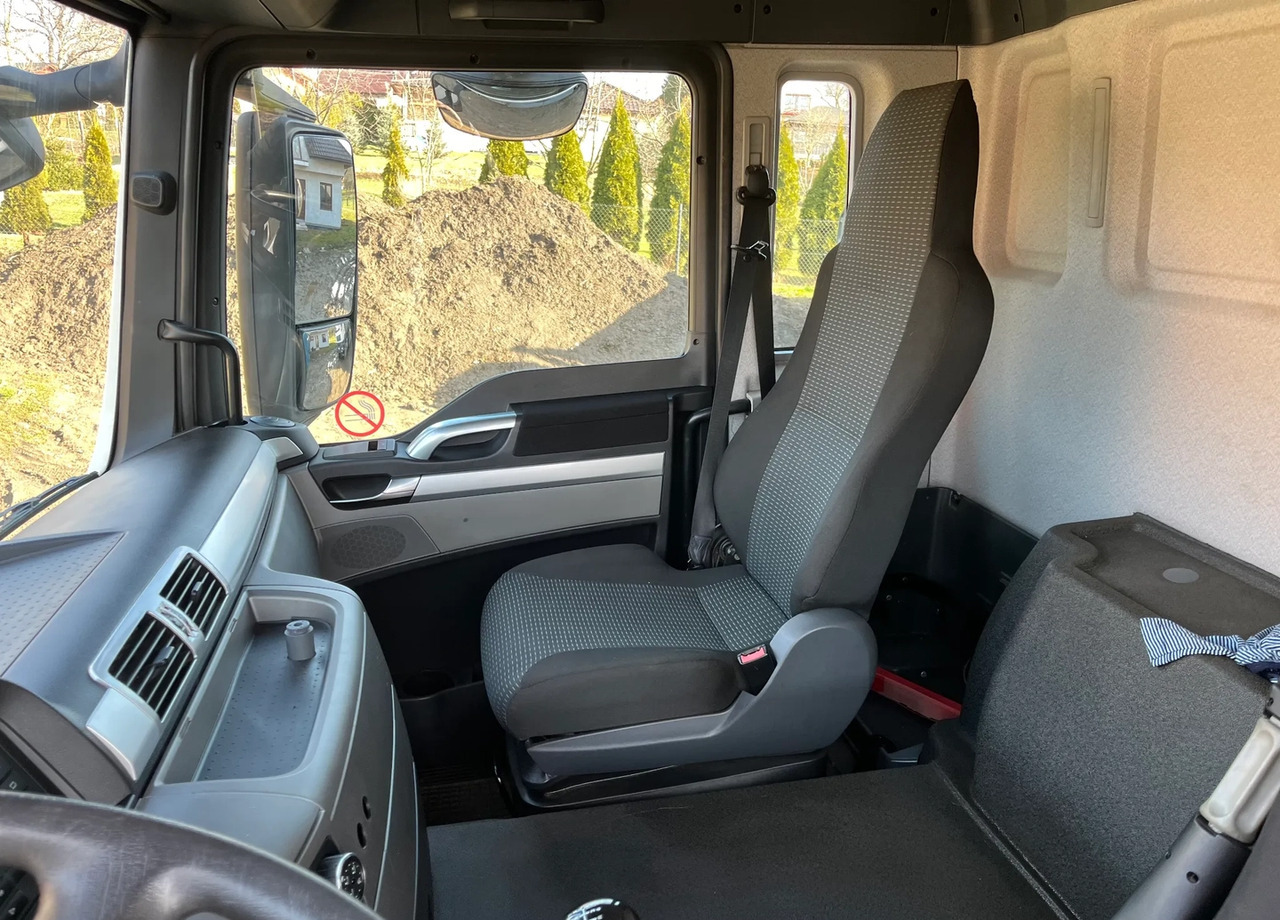 MAN TGS - Camião basculante: foto 5 MAN TGS - Camião basculante: foto 5