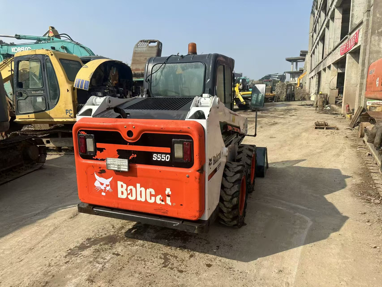 BOBCAT S550 - Pá carregadora de rodas: foto 4 BOBCAT S550 - Pá carregadora de rodas: foto 4