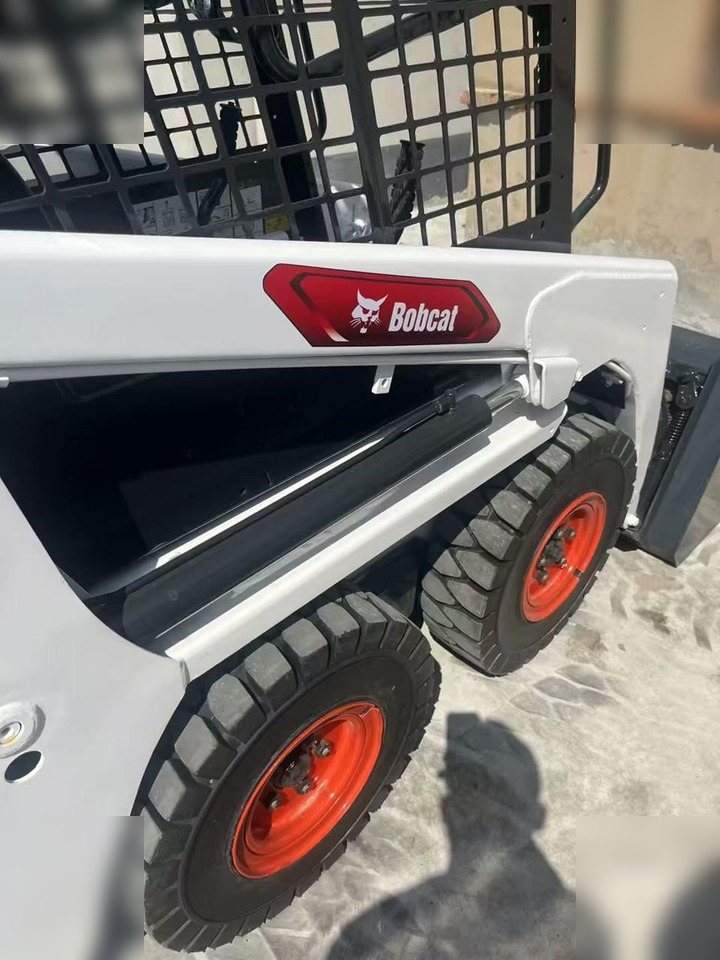 Mini pá carregadora BOBCAT S70: foto 13