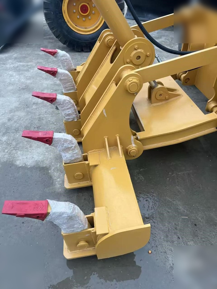 Motoniveladora CATERPILLAR 140K: foto 10 Motoniveladora CATERPILLAR 140K: foto 10