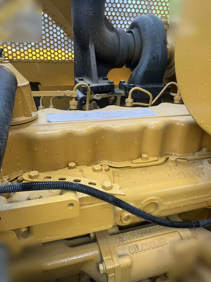 Buldôzer CATERPILLAR D6G: foto 6