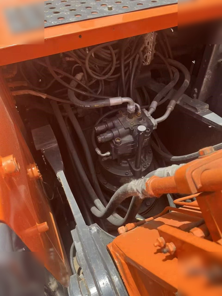 HITACHI ZX200 - Escavadora de rastos: foto 4 HITACHI ZX200 - Escavadora de rastos: foto 4