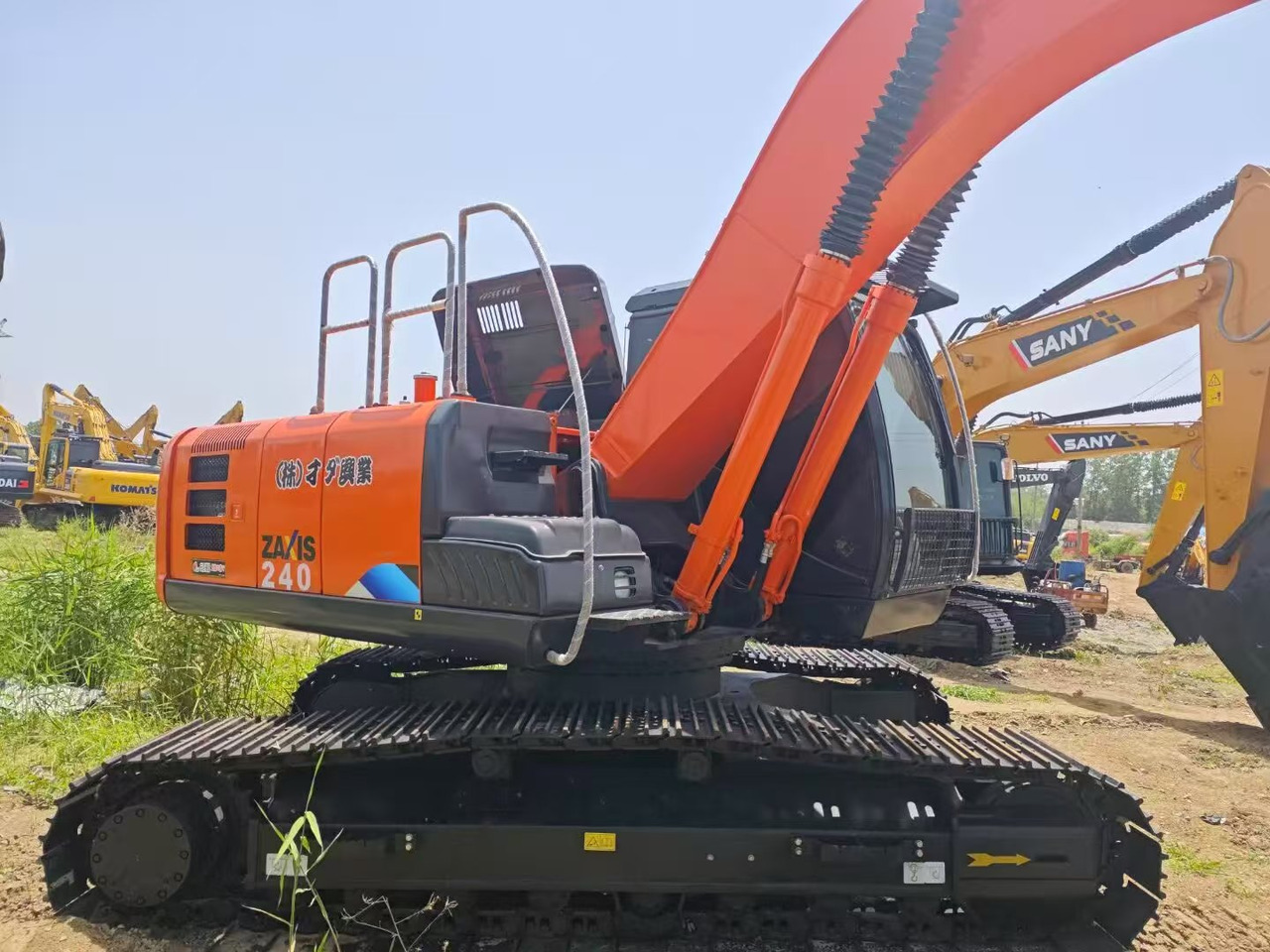 Leasing de Hitachi ZX240-3G Hitachi ZX240-3G: foto 9