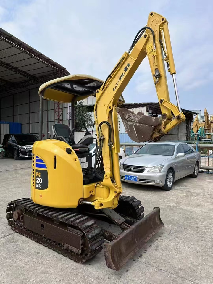 KOMATSU 2-ton - Mini escavadeira: foto 4 KOMATSU 2-ton - Mini escavadeira: foto 4