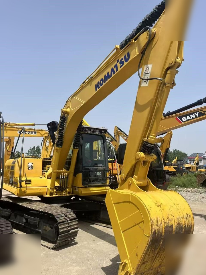 KOMATSU PC130-7 - Escavadora de rastos: foto 1 KOMATSU PC130-7 - Escavadora de rastos: foto 1