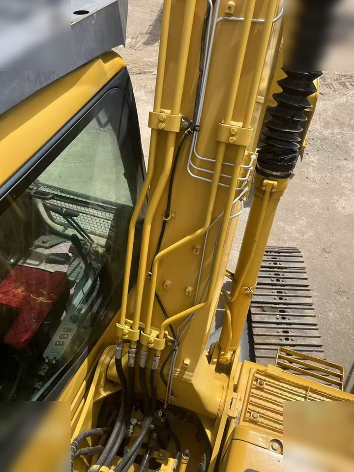 KOMATSU PC130-7 - Escavadora de rastos: foto 5 KOMATSU PC130-7 - Escavadora de rastos: foto 5