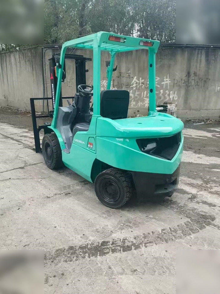 MITSUBISHI FD18 - Empilhadeira a diesel: foto 5 MITSUBISHI FD18 - Empilhadeira a diesel: foto 5