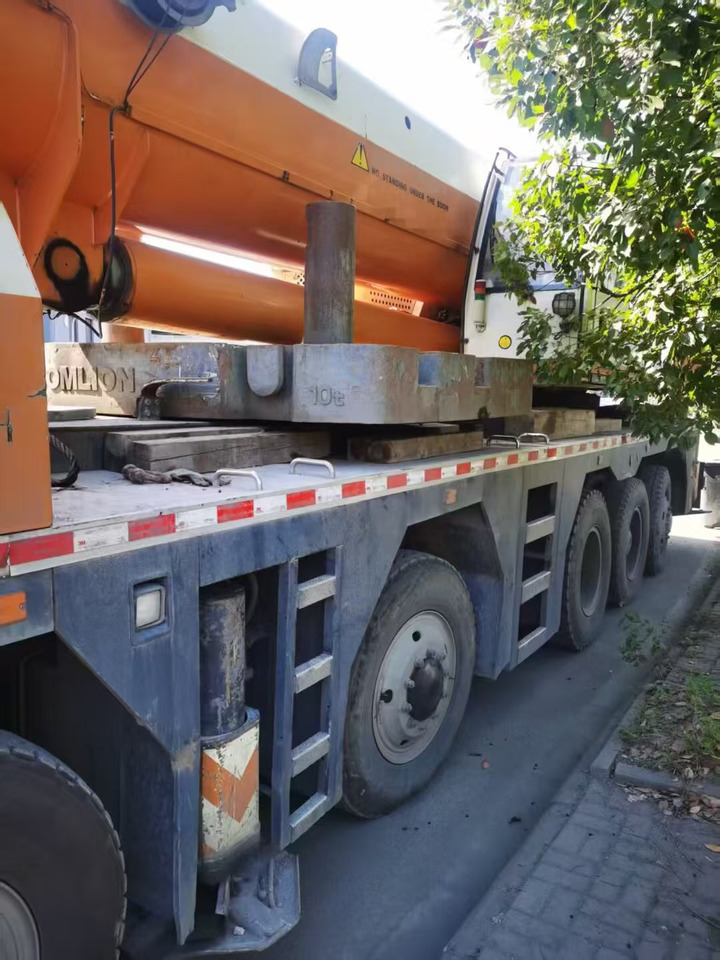 ZOOMLION 130 - Grua móvel: foto 2 ZOOMLION 130 - Grua móvel: foto 2