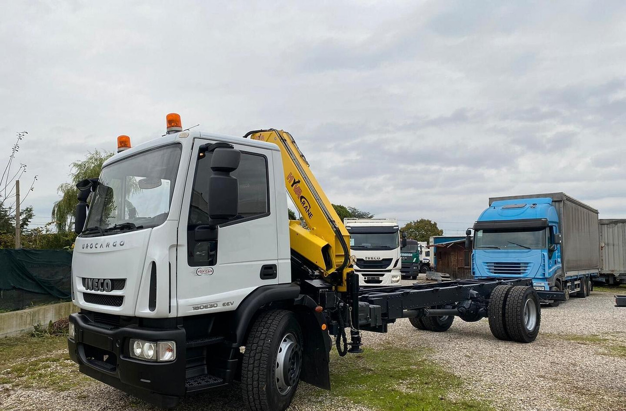 Camião chassi, Camião grua IVECO EUROCARGO 180E30 2012 GRU HYVA: foto 1