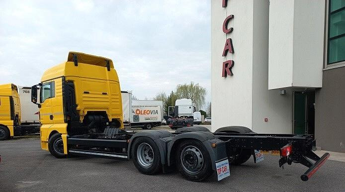 Camião chassi MAN TGX 26.500 MOTRICE 3 ASSI TELAIO EURO 6 2019: foto 7 Camião chassi MAN TGX 26.500 MOTRICE 3 ASSI TELAIO EURO 6 2019: foto 7