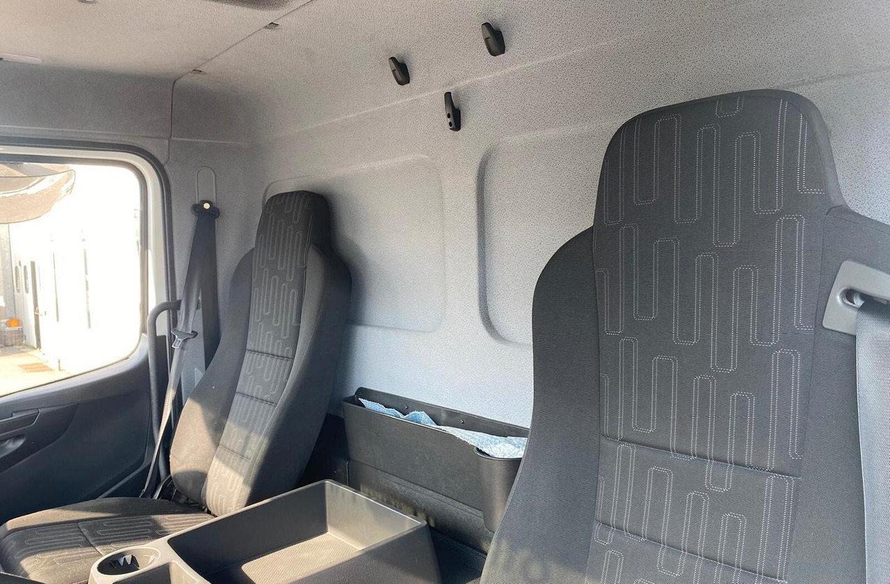 Leasing de  MERCEDES 816 ATEGO CASSONE E SPONDA 2018 EURO 6 MERCEDES 816 ATEGO CASSONE E SPONDA 2018 EURO 6: foto 10