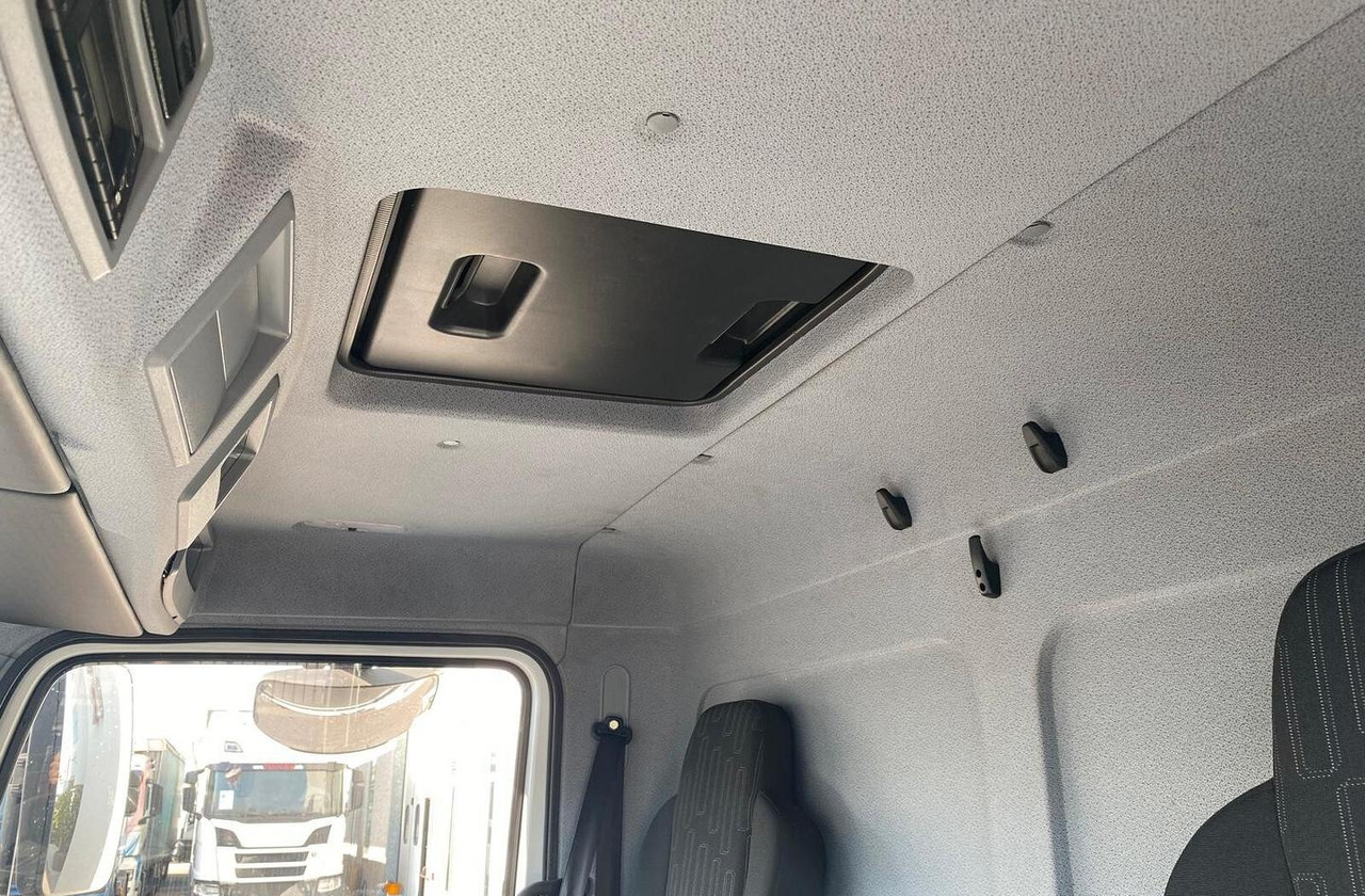 Leasing de  MERCEDES 816 ATEGO CASSONE E SPONDA 2018 EURO 6 MERCEDES 816 ATEGO CASSONE E SPONDA 2018 EURO 6: foto 13