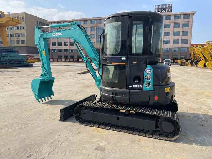 Affordable Kobelco SK55SR Used Excavator | Complete Customs Docs & Invoice Included - Escavadora de rastos: foto 2 Affordable Kobelco SK55SR Used Excavator | Complete Customs Docs & Invoice Included - Escavadora de rastos: foto 2