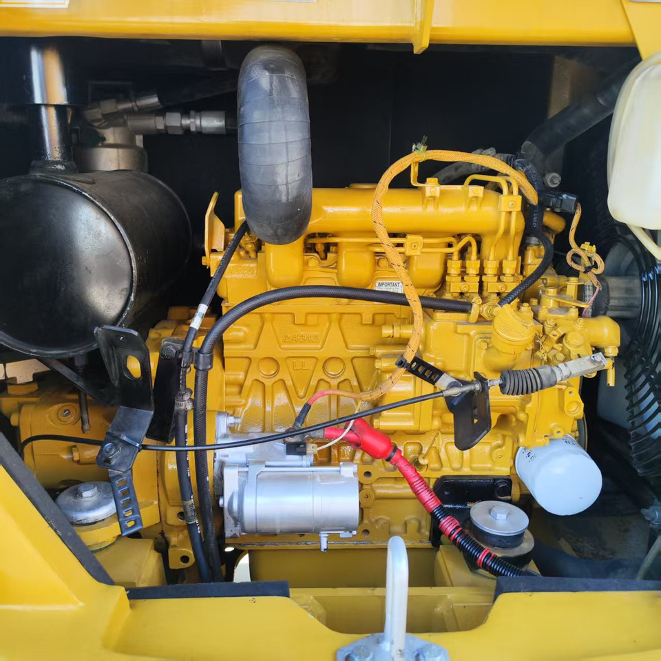 CATERPILLAR CAT306E2 excavator in good price for sale - Mini escavadeira: foto 3 CATERPILLAR CAT306E2 excavator in good price for sale - Mini escavadeira: foto 3