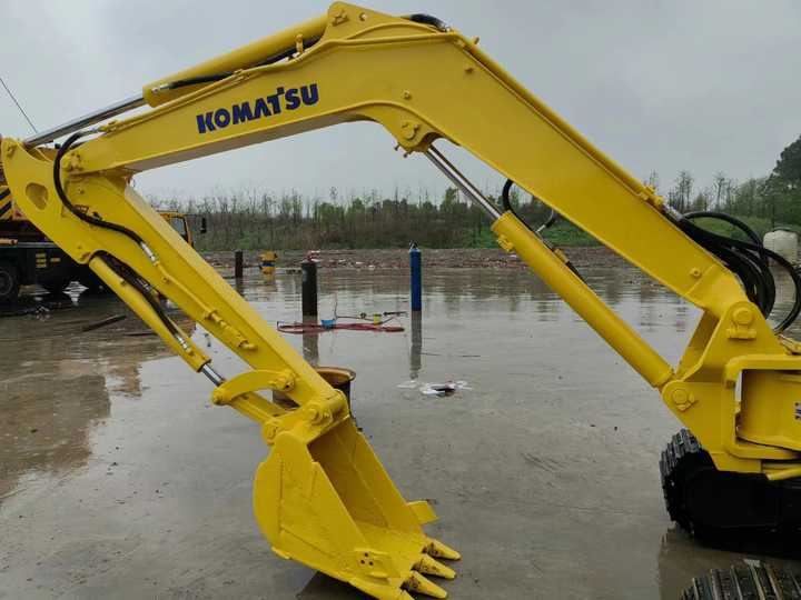 Cheap Selling Second Hand Mini Excavator Komatsu PC40 4Ton Japanese Komatsu PC40 Used Excavator for Sale - Mini escavadeira: foto 5 Cheap Selling Second Hand Mini Excavator Komatsu PC40 4Ton Japanese Komatsu PC40 Used Excavator for Sale - Mini escavadeira: foto 5