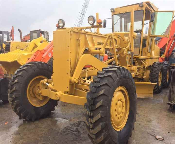 Japan Original Used Komatsu GD661A-1 Motor Grader GD661 in Condition - Motoniveladora: foto 1 Japan Original Used Komatsu GD661A-1 Motor Grader GD661 in Condition - Motoniveladora: foto 1