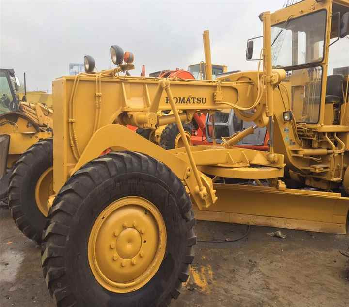 Japan Original Used Komatsu GD661A-1 Motor Grader GD661 in Condition - Motoniveladora: foto 3 Japan Original Used Komatsu GD661A-1 Motor Grader GD661 in Condition - Motoniveladora: foto 3