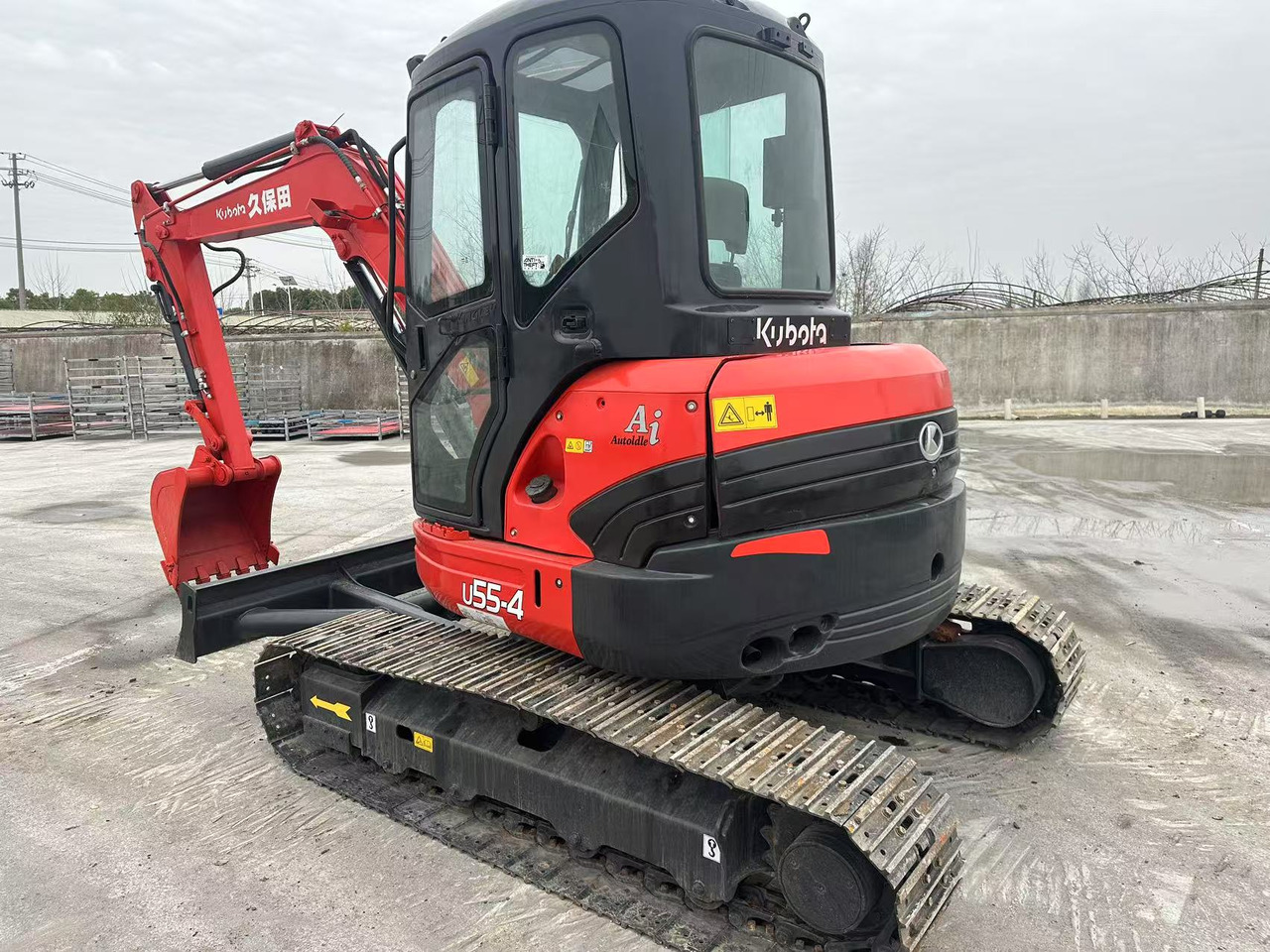 KUBOTA U55 - Mini escavadeira: foto 2 KUBOTA U55 - Mini escavadeira: foto 2