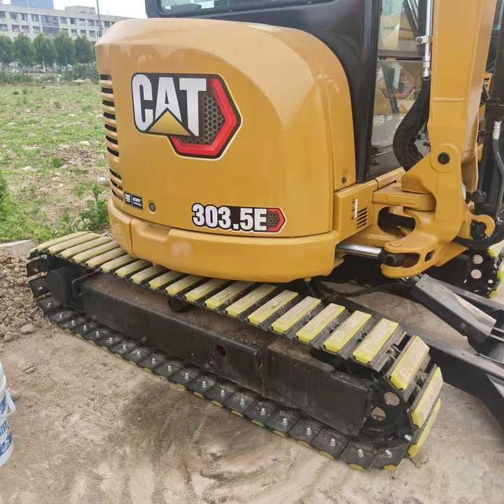 Mini Caterpillar 303.5E Excavator for Sale Second Hand Original Caterpillar 3tons Excavator in Sale - Mini escavadeira: foto 2 Mini Caterpillar 303.5E Excavator for Sale Second Hand Original Caterpillar 3tons Excavator in Sale - Mini escavadeira: foto 2