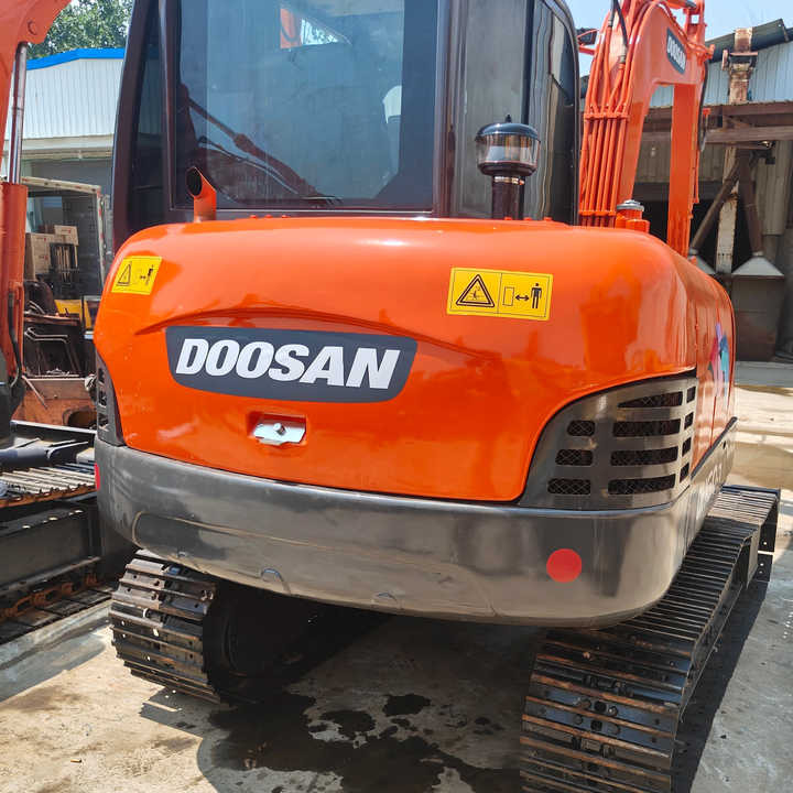 Original Second-hand Doosan DH60-7 Excavator Is in Good Condition Strong and Simple Maintenance - Escavadora de rastos: foto 5 Original Second-hand Doosan DH60-7 Excavator Is in Good Condition Strong and Simple Maintenance - Escavadora de rastos: foto 5