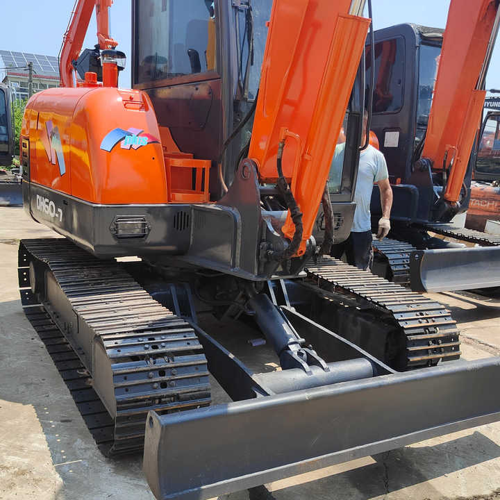 Original Second-hand Doosan DH60-7 Excavator Is in Good Condition Strong and Simple Maintenance - Escavadora de rastos: foto 3 Original Second-hand Doosan DH60-7 Excavator Is in Good Condition Strong and Simple Maintenance - Escavadora de rastos: foto 3