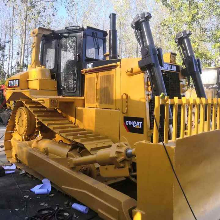 Second Hand Caterpillar CAT D7H D7G D7R Bulldozer, Used CAT D7H Japan Import in Good Condition - Buldôzer: foto 1 Second Hand Caterpillar CAT D7H D7G D7R Bulldozer, Used CAT D7H Japan Import in Good Condition - Buldôzer: foto 1