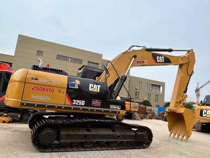 USED CAT 325D Excavator for Sale ,CAT 320 325 330 EXCAVATOR - Escavadora de rastos: foto 3 USED CAT 325D Excavator for Sale ,CAT 320 325 330 EXCAVATOR - Escavadora de rastos: foto 3