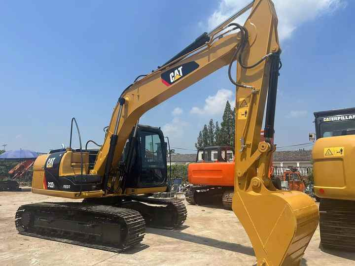 Used Cat 312 Crawler Excavator for Sale - Escavadora de rastos: foto 4 Used Cat 312 Crawler Excavator for Sale - Escavadora de rastos: foto 4