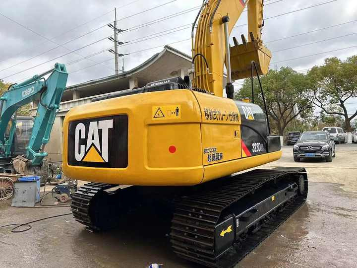 Used Caterpillar 323d Excavator for Sale Original Caterpillar 320 330 323 336d Excavator on Sale - Escavadora de rastos: foto 2 Used Caterpillar 323d Excavator for Sale Original Caterpillar 320 330 323 336d Excavator on Sale - Escavadora de rastos: foto 2