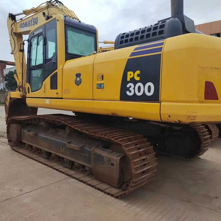Used Good Quality Japan Original PC300-8 in Good Condition PC300-8 Komatsu - Escavadora de rastos: foto 1 Used Good Quality Japan Original PC300-8 in Good Condition PC300-8 Komatsu - Escavadora de rastos: foto 1