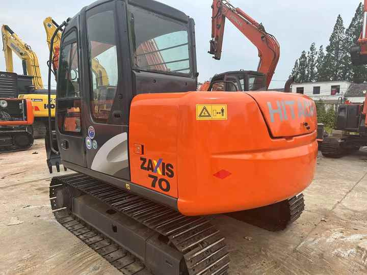 Used HITACHI ZX-70 - Escavadora de rastos: foto 3 Used HITACHI ZX-70 - Escavadora de rastos: foto 3