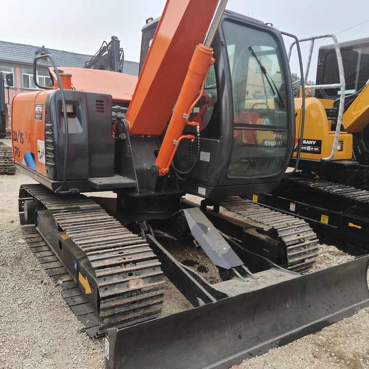 Used HITACHI ZX-70 - Escavadora de rastos: foto 1 Used HITACHI ZX-70 - Escavadora de rastos: foto 1