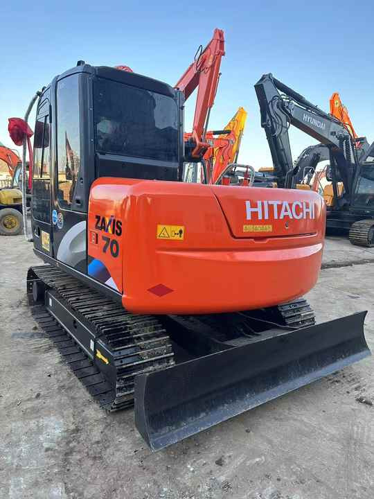 Used HITACHI ZX-70 - Escavadora de rastos: foto 3 Used HITACHI ZX-70 - Escavadora de rastos: foto 3