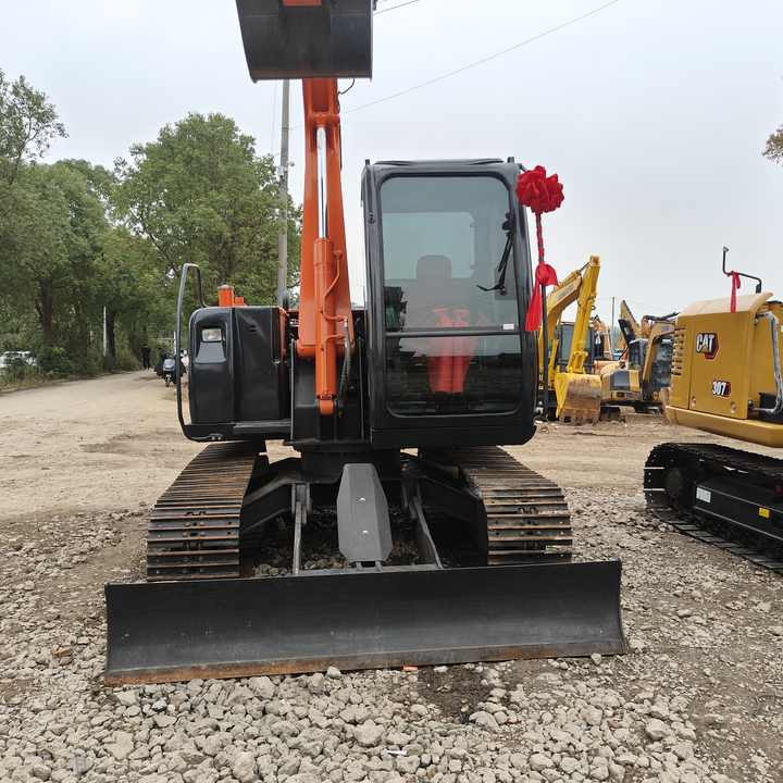 Used HITACHI ZX-70 - Escavadora de rastos: foto 3 Used HITACHI ZX-70 - Escavadora de rastos: foto 3