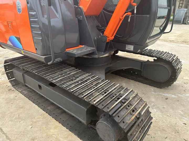 Used HITACHI ZX-70 - Escavadora de rastos: foto 5 Used HITACHI ZX-70 - Escavadora de rastos: foto 5